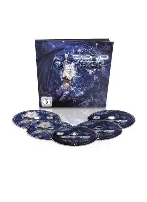 Doro - Strong and Proud - Earbook Deluxe (2 Blu-Ray Disc + 3 DVD + 1 CD)